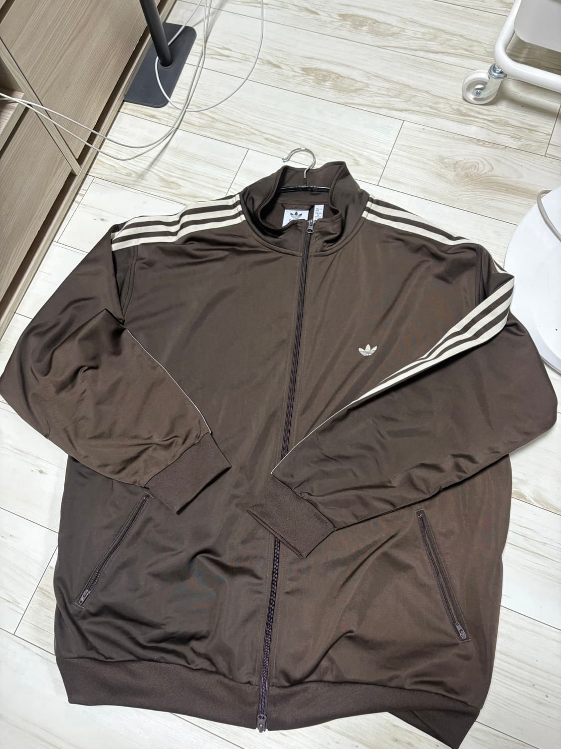 아디다스 BB트랙탑 다크브라운 2xl 상품이미지2