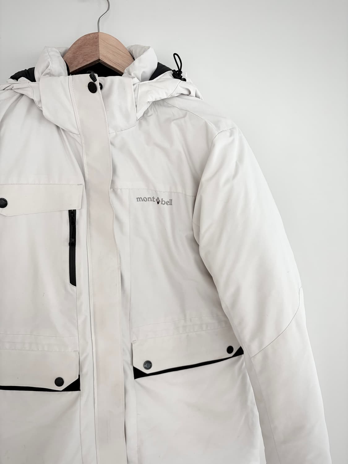 몽벨 여성 패딩 화이트 상품이미지3