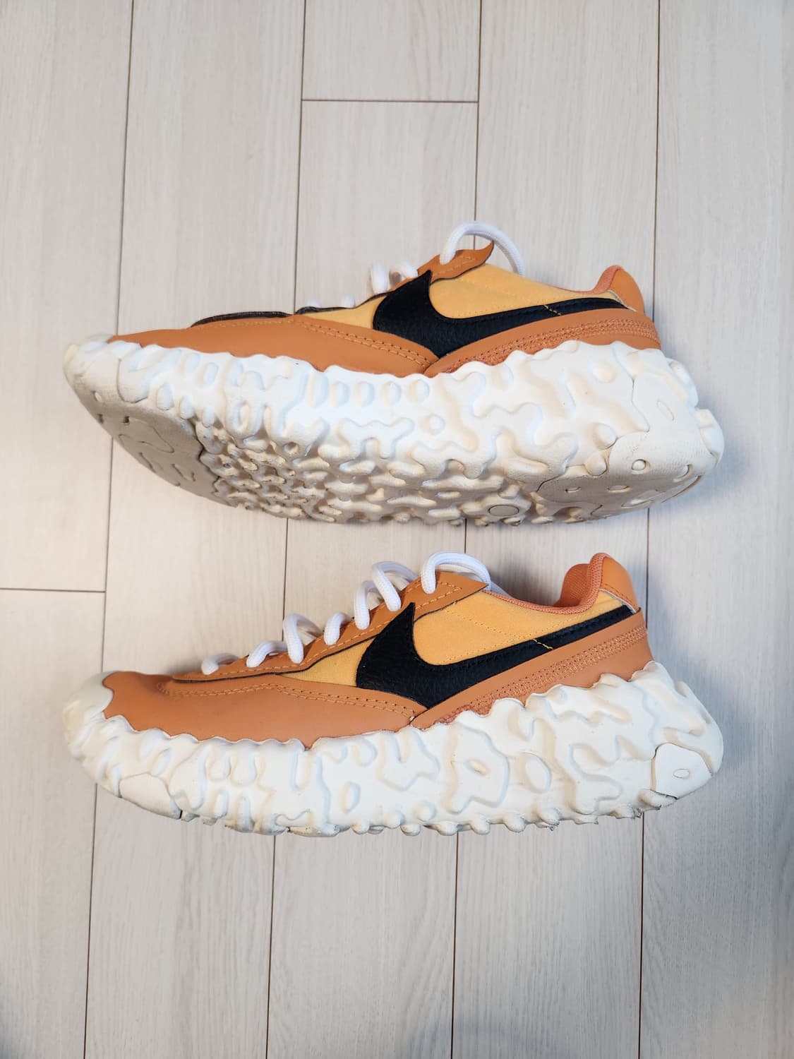 나이키 운동화 오버브레이크 핫 커리 스니커즈 사이즈250 상품이미지6