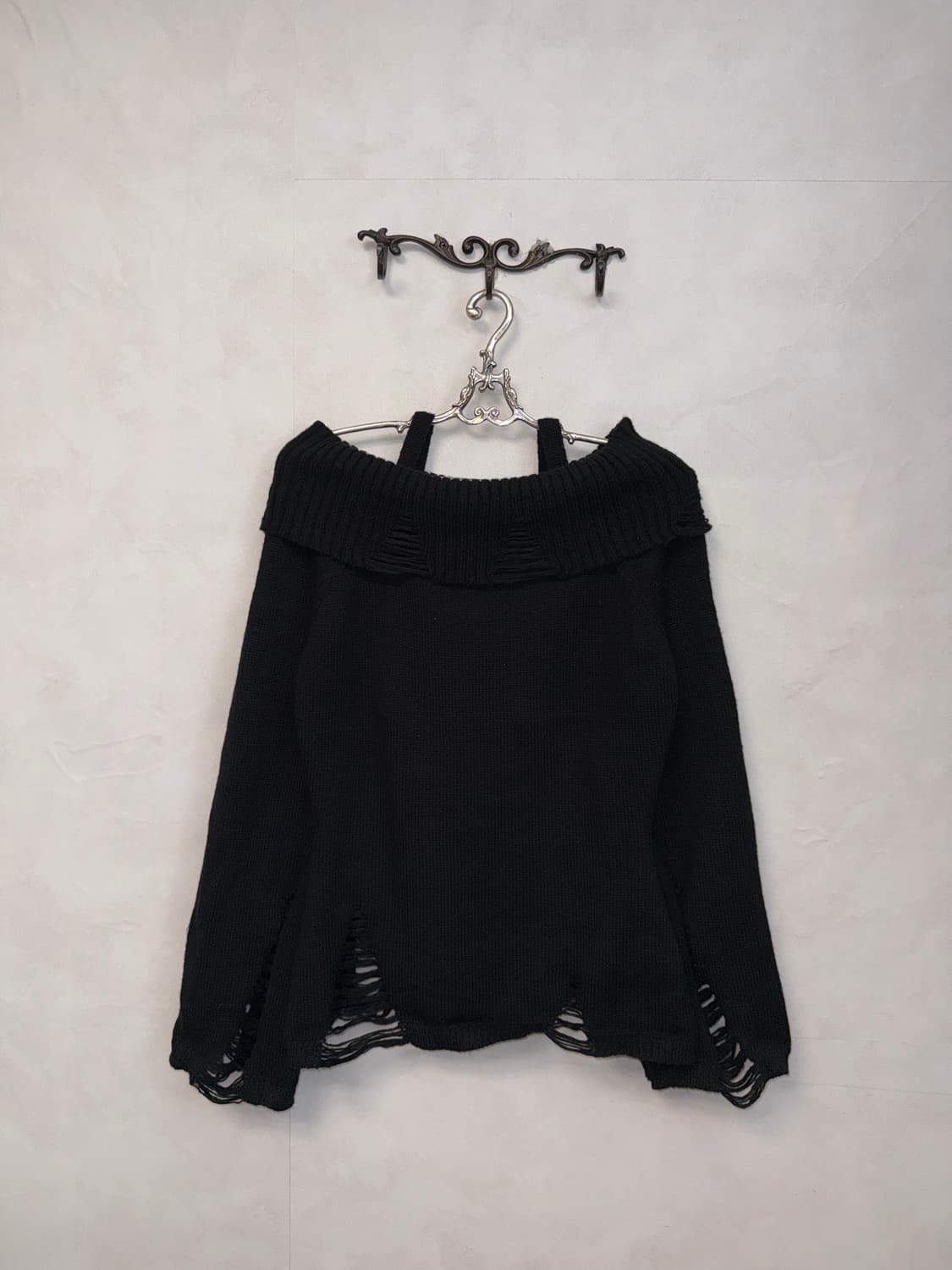 Romwe black grunge damage 오프숄더 니트 상품이미지6