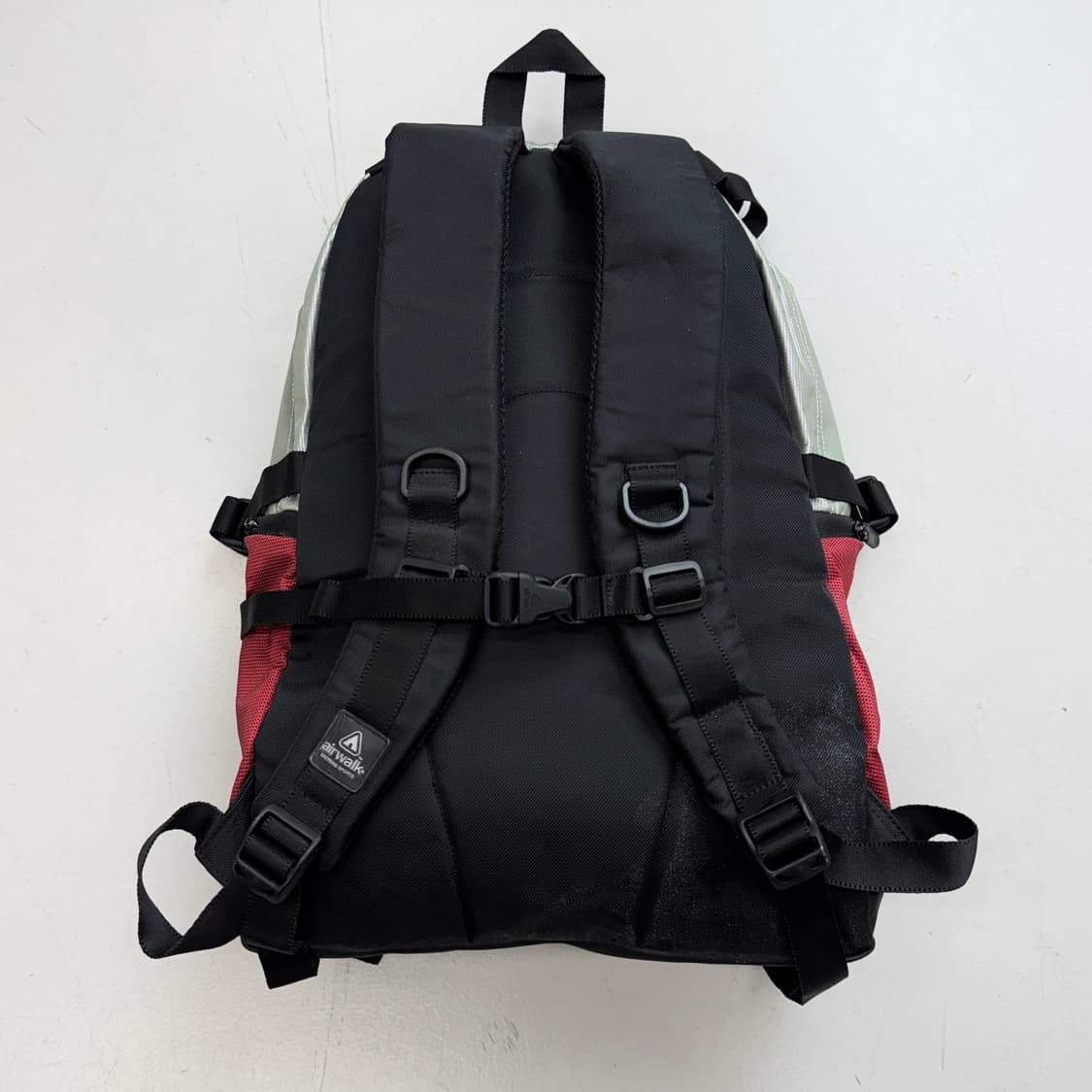 에어워크 고프코어 실버 레드 배색 테크니컬 백팩 상품이미지3