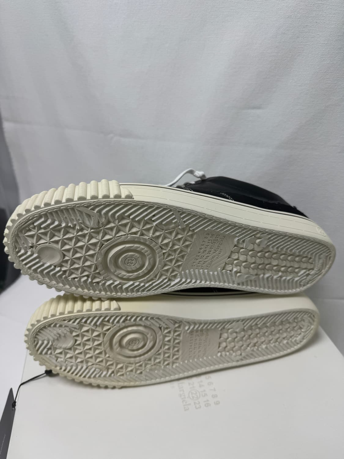 메종 마르지엘라 뉴에볼루션 스니커즈 42 상품이미지6