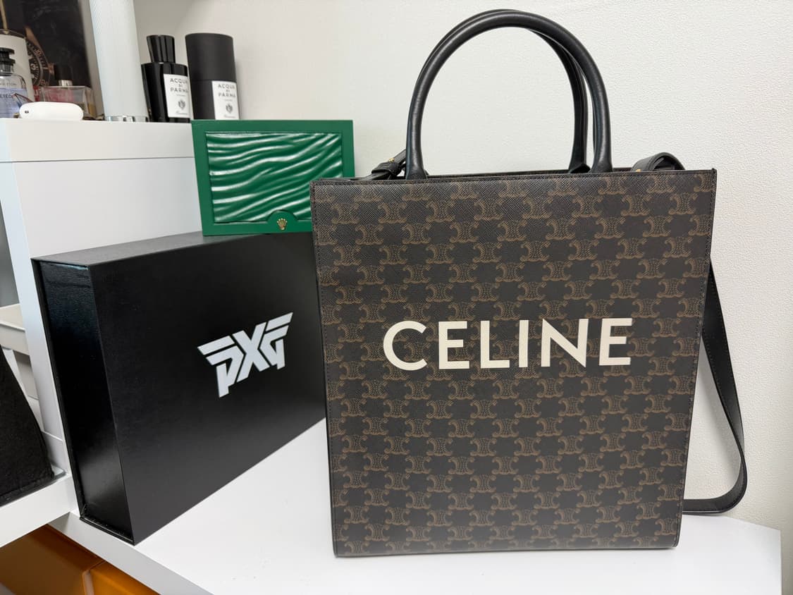 셀린느 트리오페 버티컬 카바스 토트백 미디움 상품이미지1