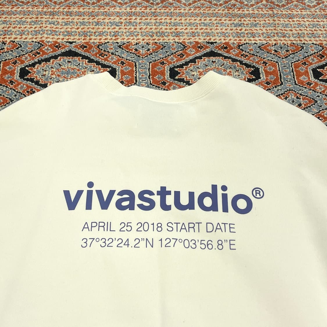 비바스튜디오 아이보리 맨투맨 남성XL 상품이미지3