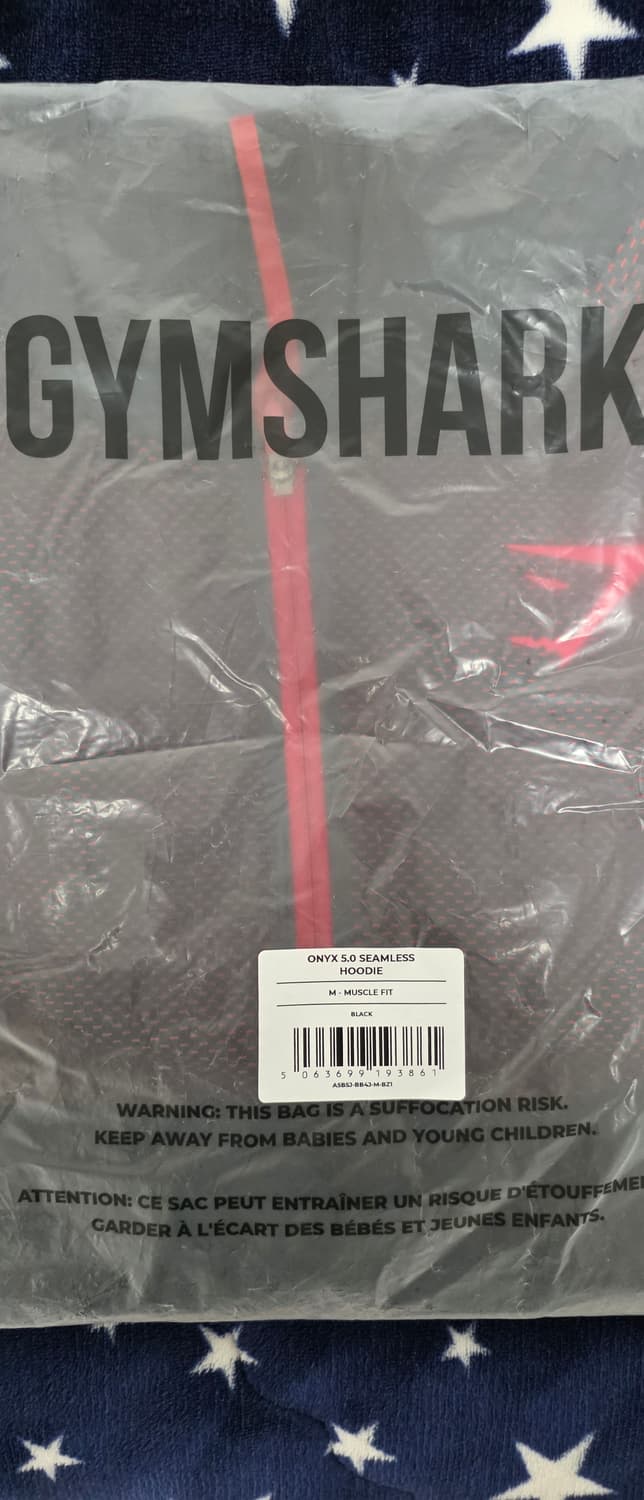 짐샤크 오닉스 v5 레드 후드 m사이즈 판매합니다! 상품이미지1