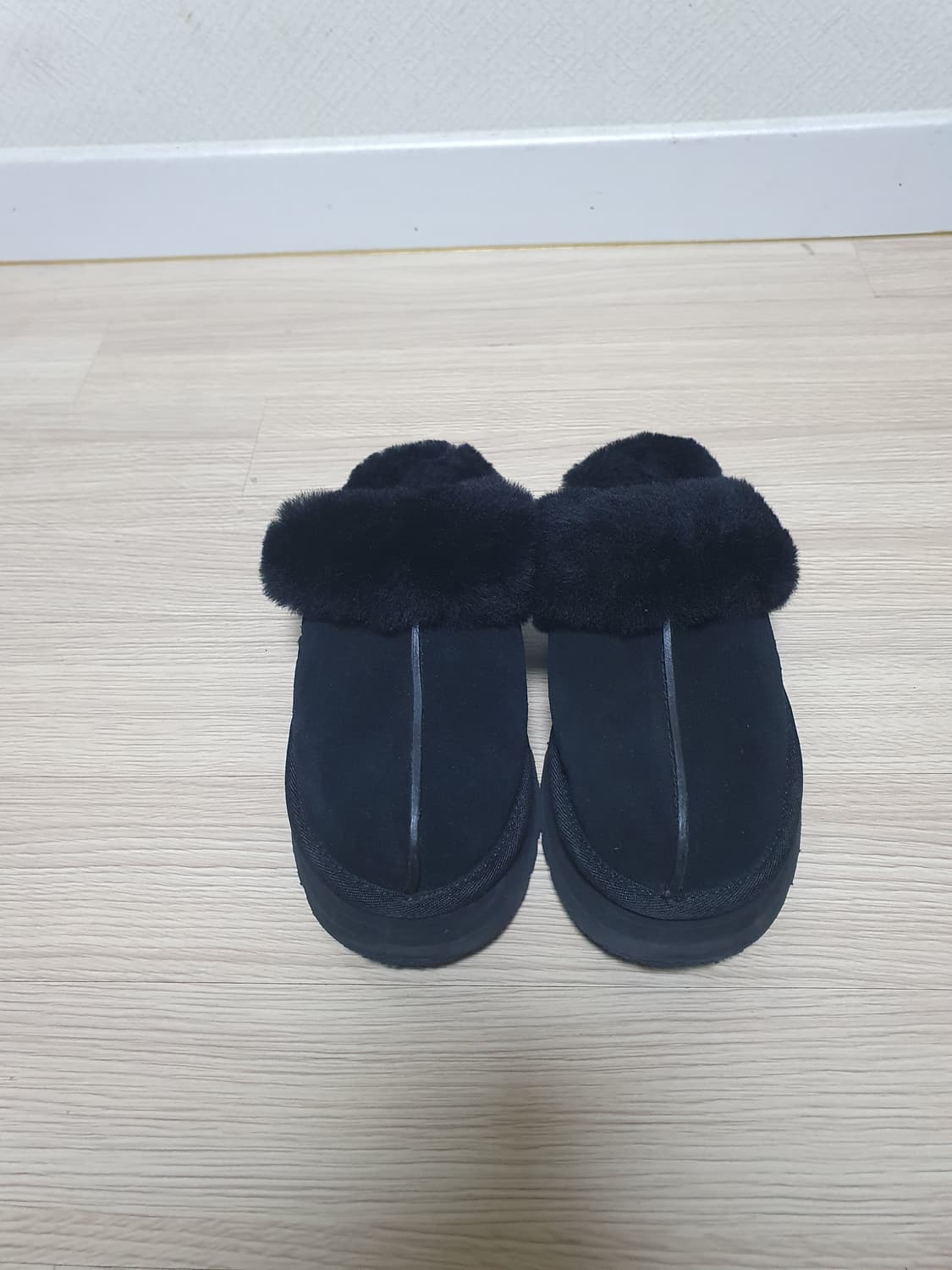 어그 디스케트 털 슬리퍼 225~230 상품이미지3