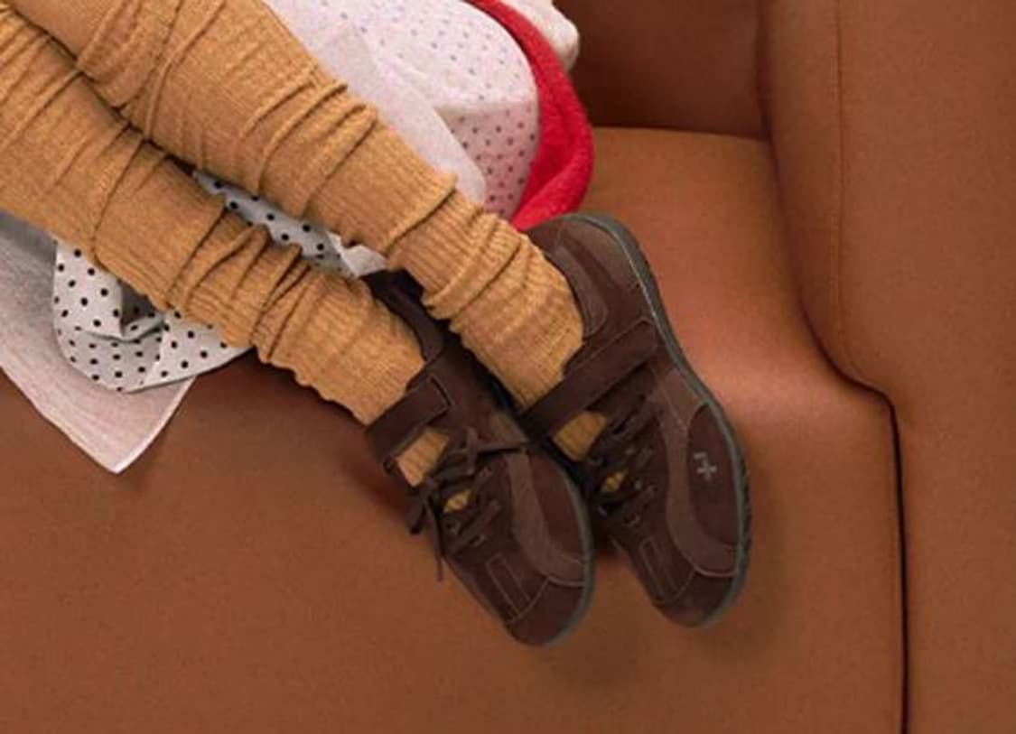 오찌 로마리 스웨이드 레이스업 스니커즈 브라운 상품이미지1