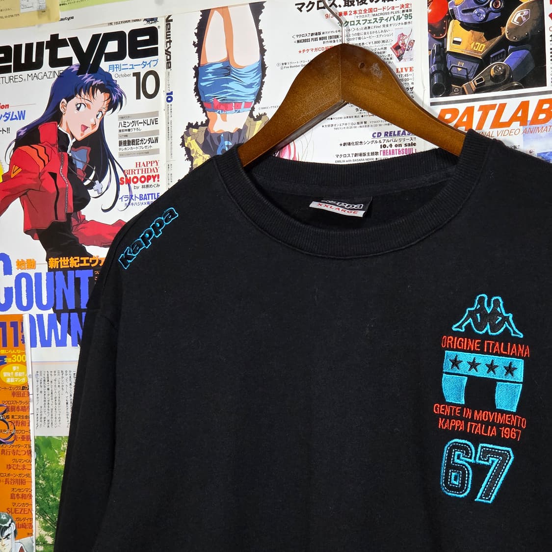 카파 올드스쿨 블루 자수 블랙 맨투맨 상품이미지3