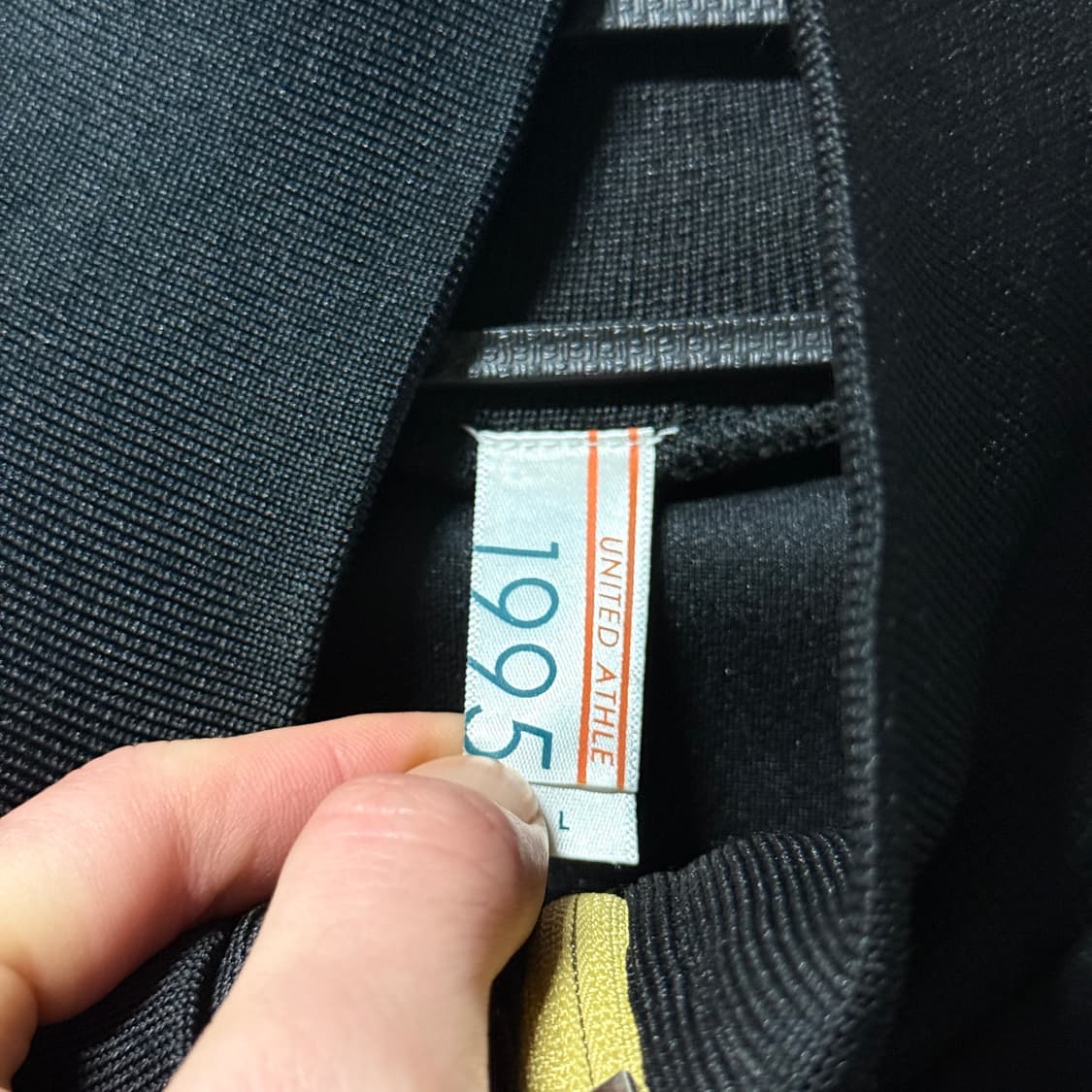 UnitedAthle Angela 10th 투어 굿즈 금장 집업 져지 상품이미지6