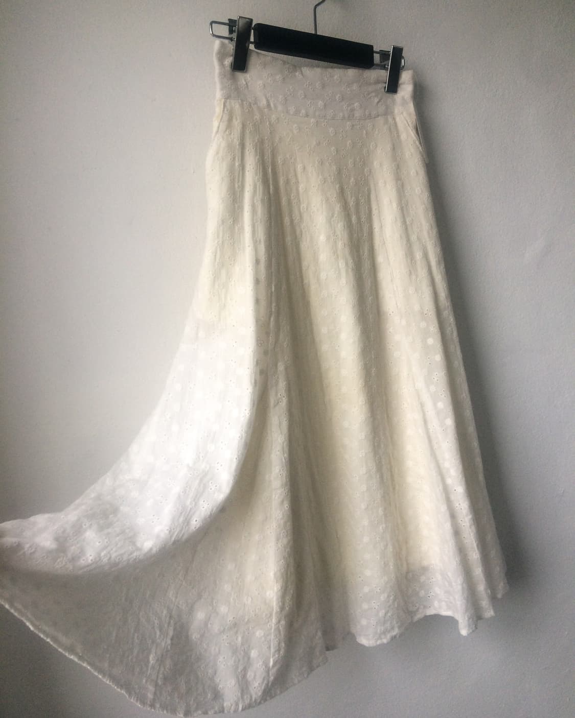 Punching pattern point long skirt 상품이미지5