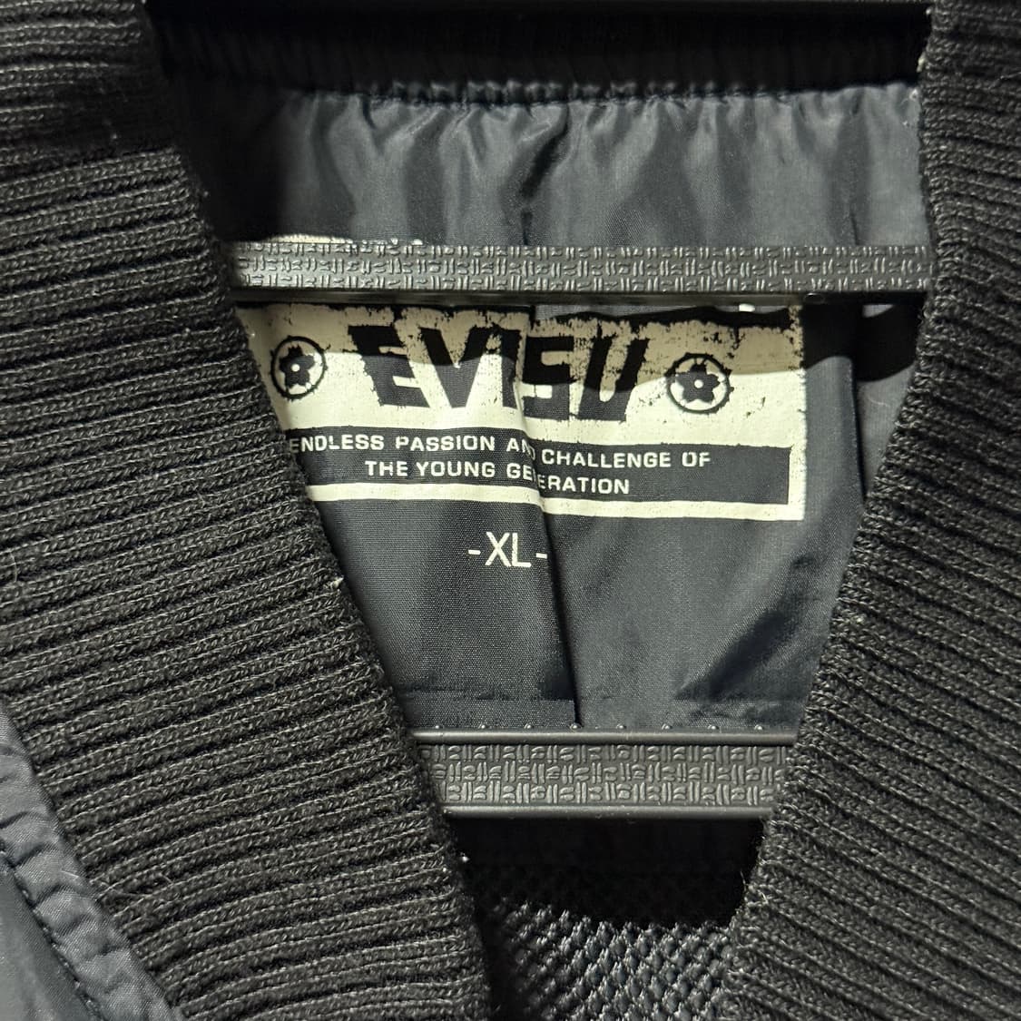 Evisu 에비수 올드스쿨 멀티 프린팅 우븐 집업 바시티 자켓 상품이미지4