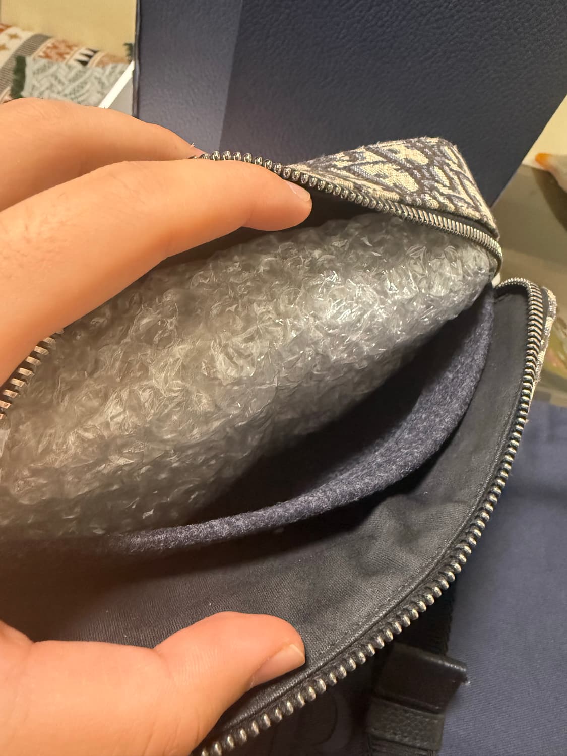 디올 오블리크 사파리 메신저백 상품이미지5