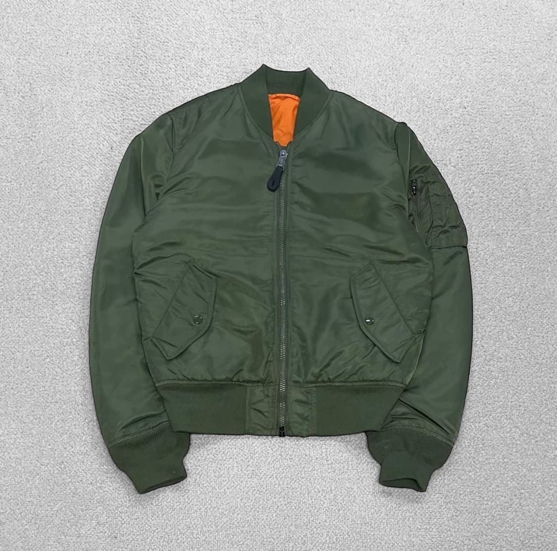 알파인더스트리 ma-1 플라이트 봄버 자켓 카키 (M) 상품이미지1