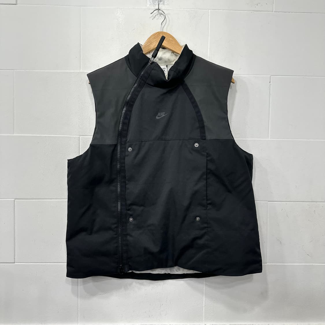 나이키 테크팩 패딩 조끼  상품이미지1