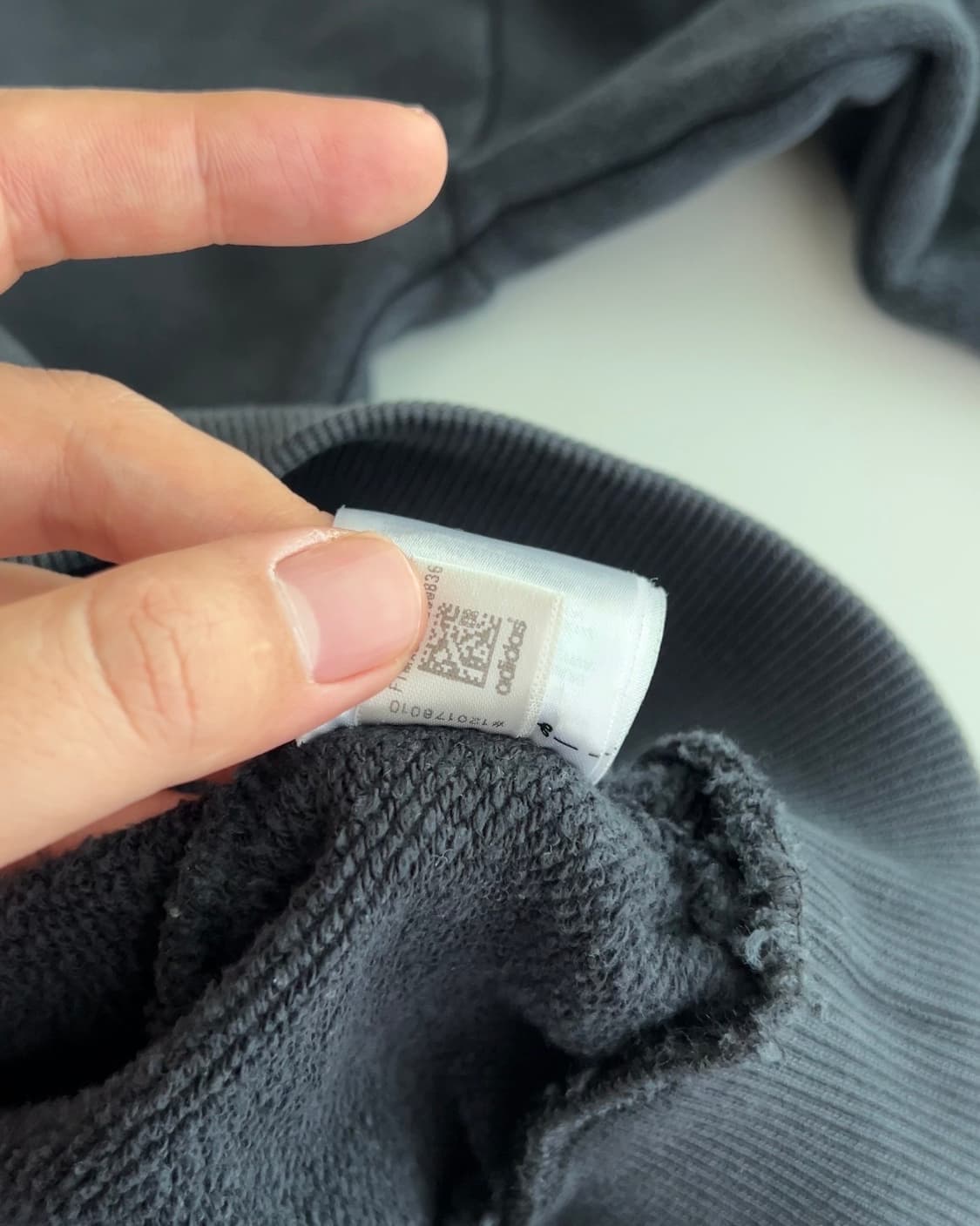 아디다스 x 고샤 루브친스키 오버핏 맨투맨 L 상품이미지7