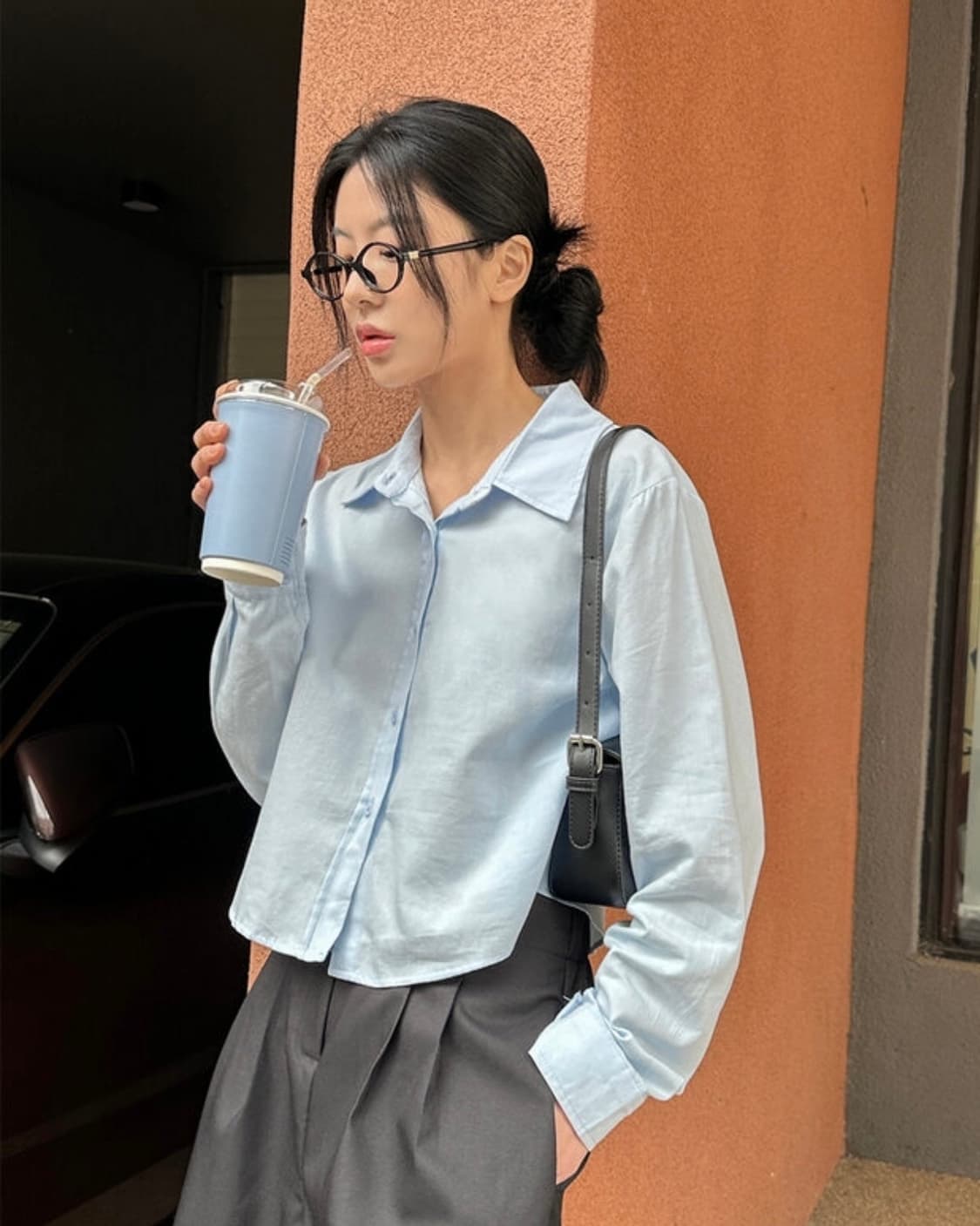 새상품) 데일리쥬 아르젠 세미크롭 코튼 셔츠 스카이 긴팔 스탠다드 블루 상품이미지2