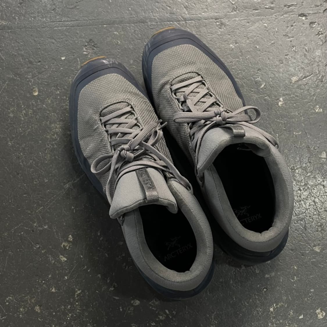 255 아크테릭스 에어리어스 미드  상품이미지2