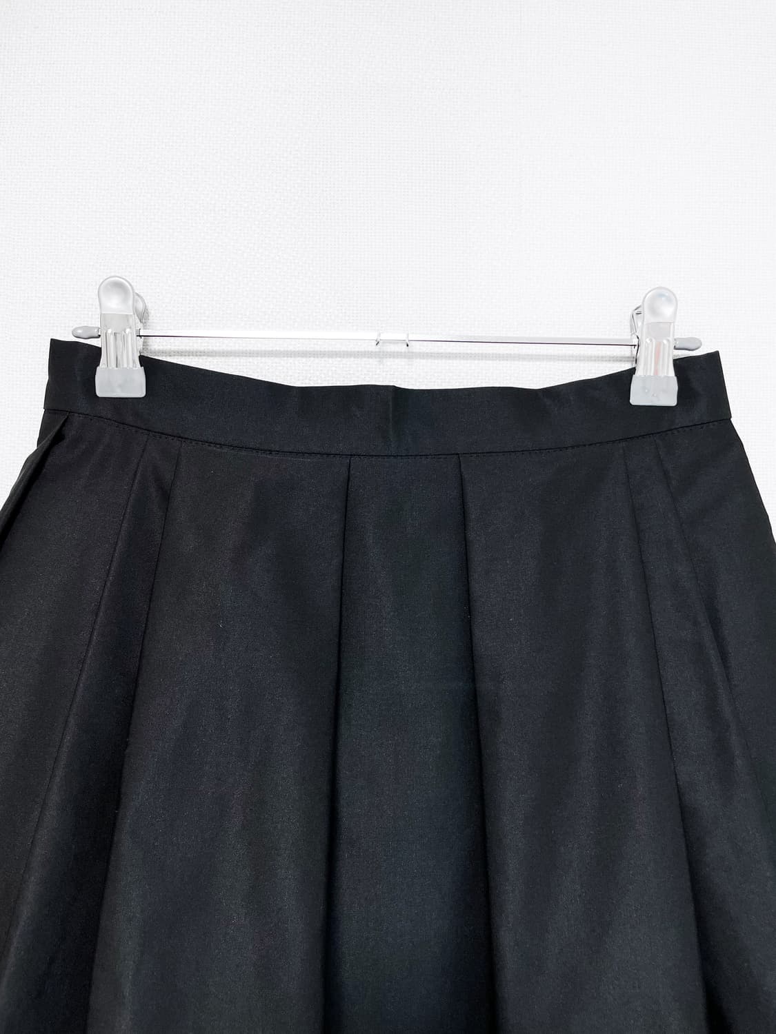 Sheer Hem Midi Skirt - Black 상품이미지6