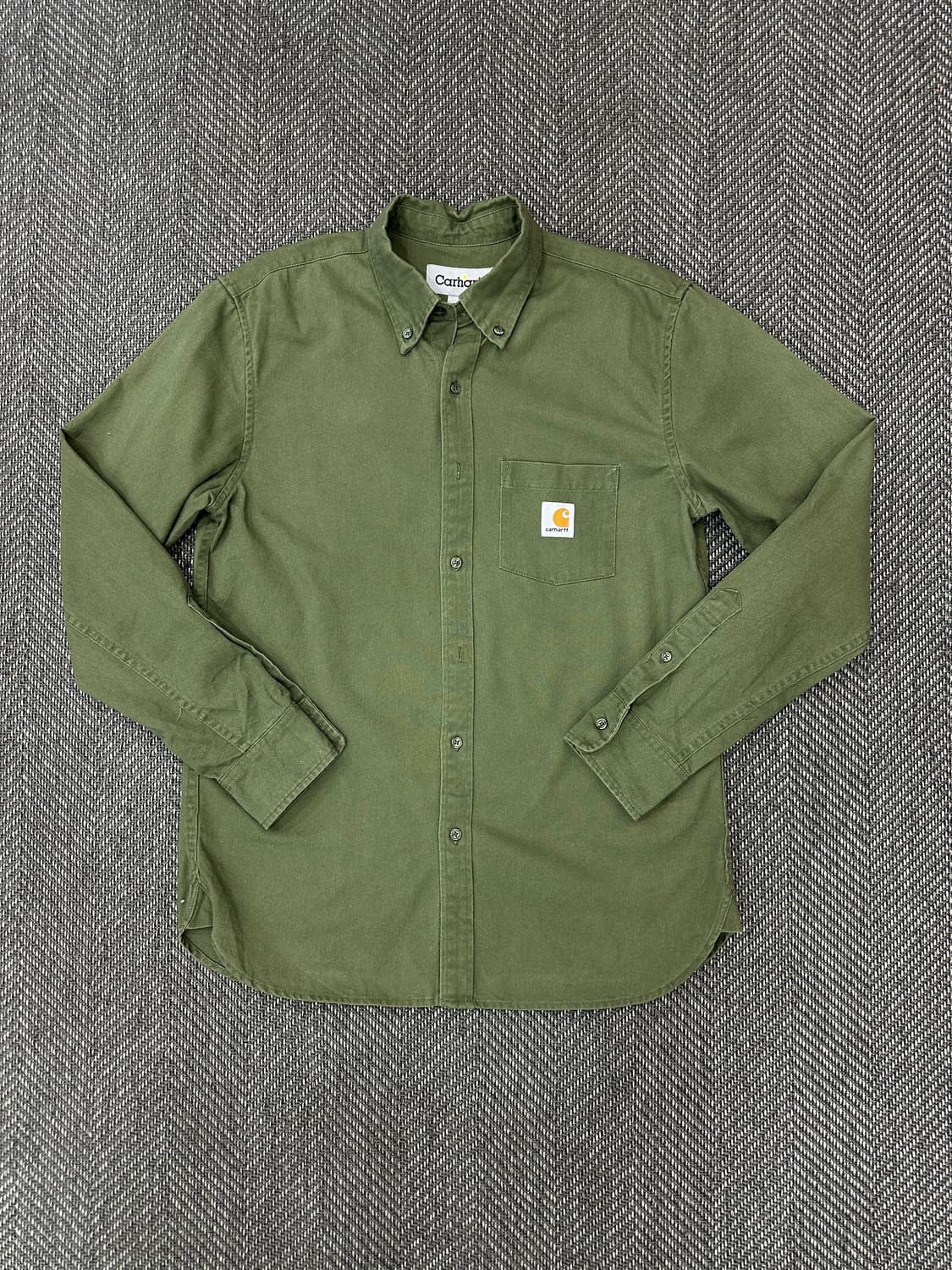 칼하트 긴팔 셔츠 카키 상품이미지1