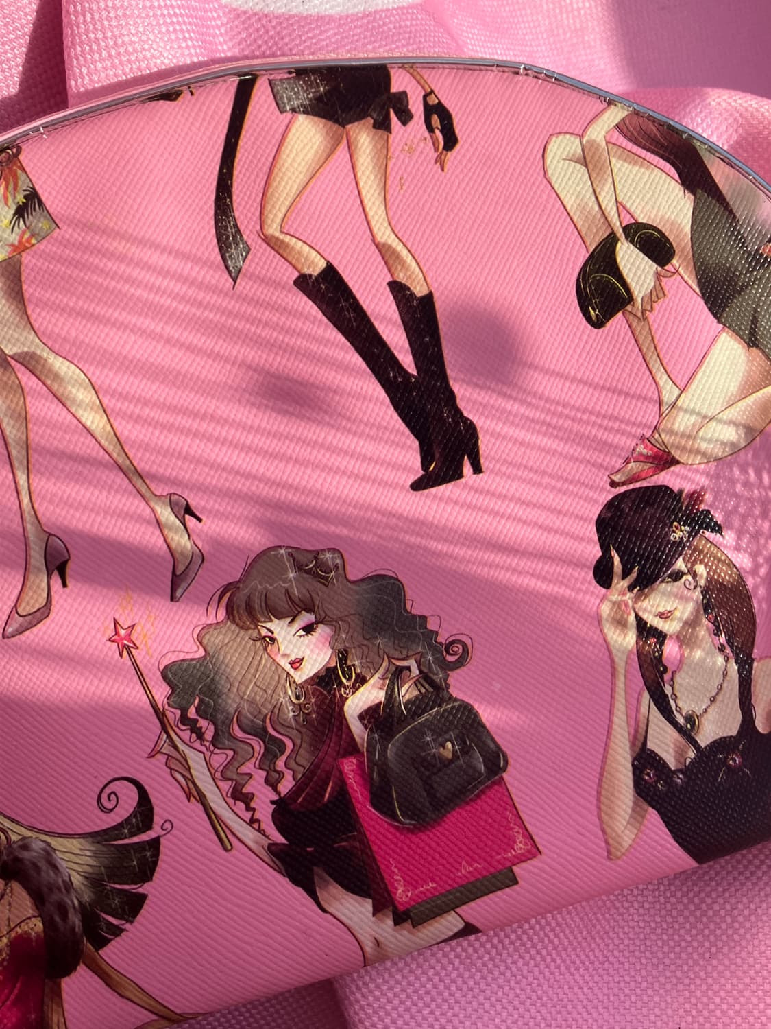 2000s 일러스트 파우치 상품이미지4