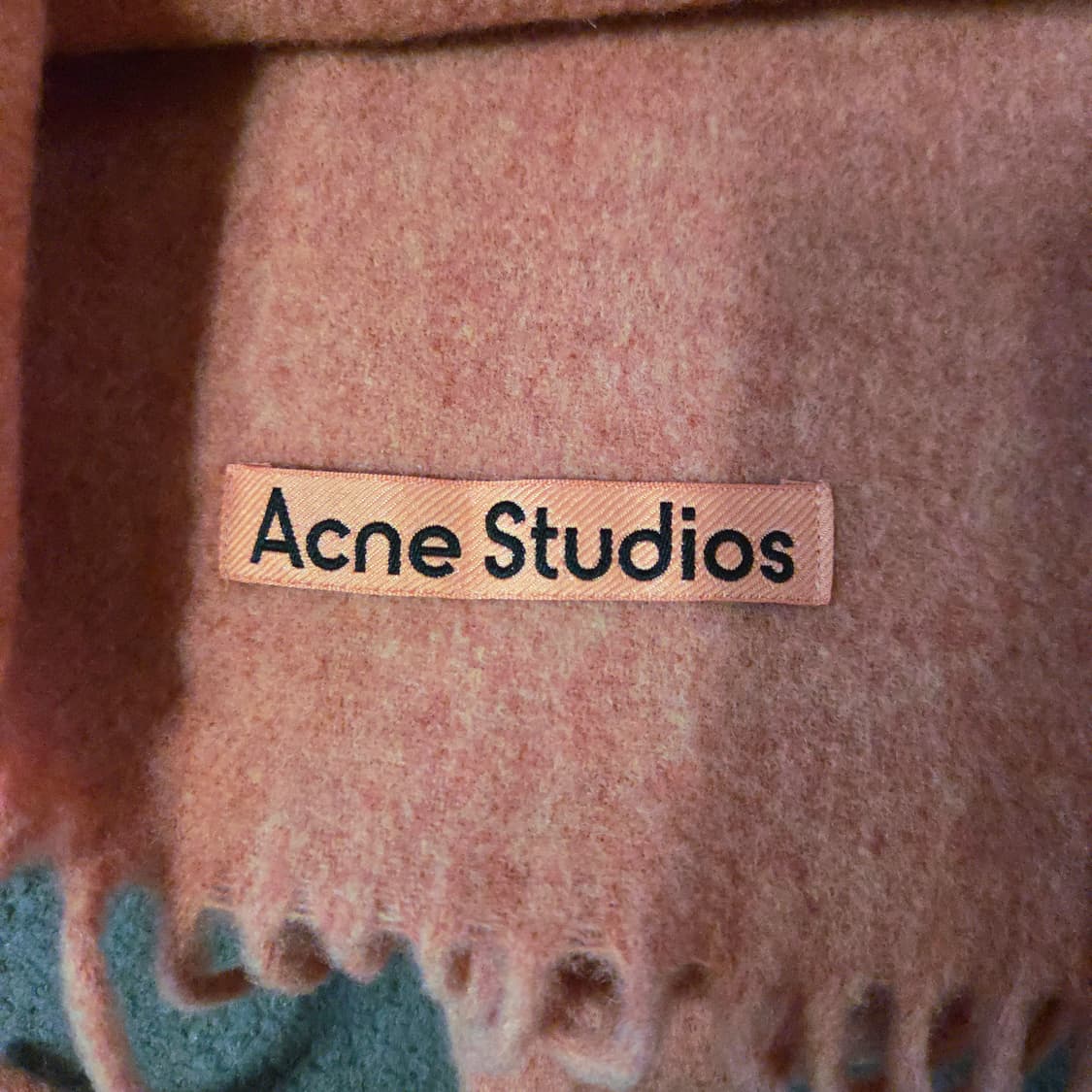 아크네 스튜디오 내로우 울 프린지 머플러 로즈 멜란지 상품이미지3