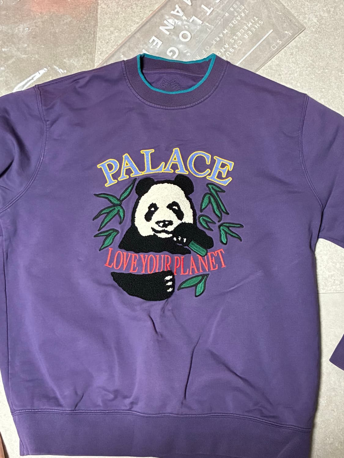 팔라스 판다 맨투맨 상품이미지1