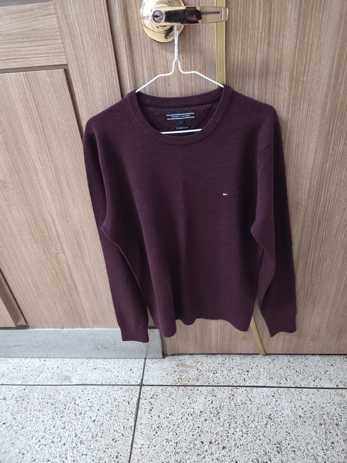 타미힐피거 남성 니트 버건디 상품이미지1