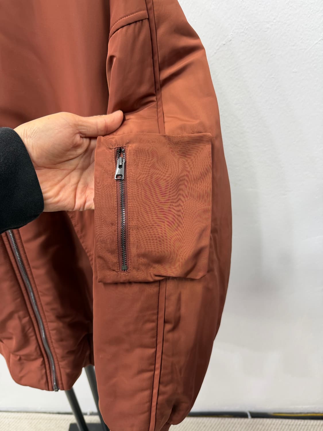 정품) COS 코스 남성 오버핏 봄버 자켓 M 상품이미지3