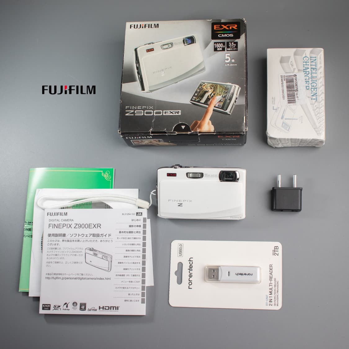 후지필름 파인픽스 z900exr 화이트 컬러(작례0) 상품이미지1