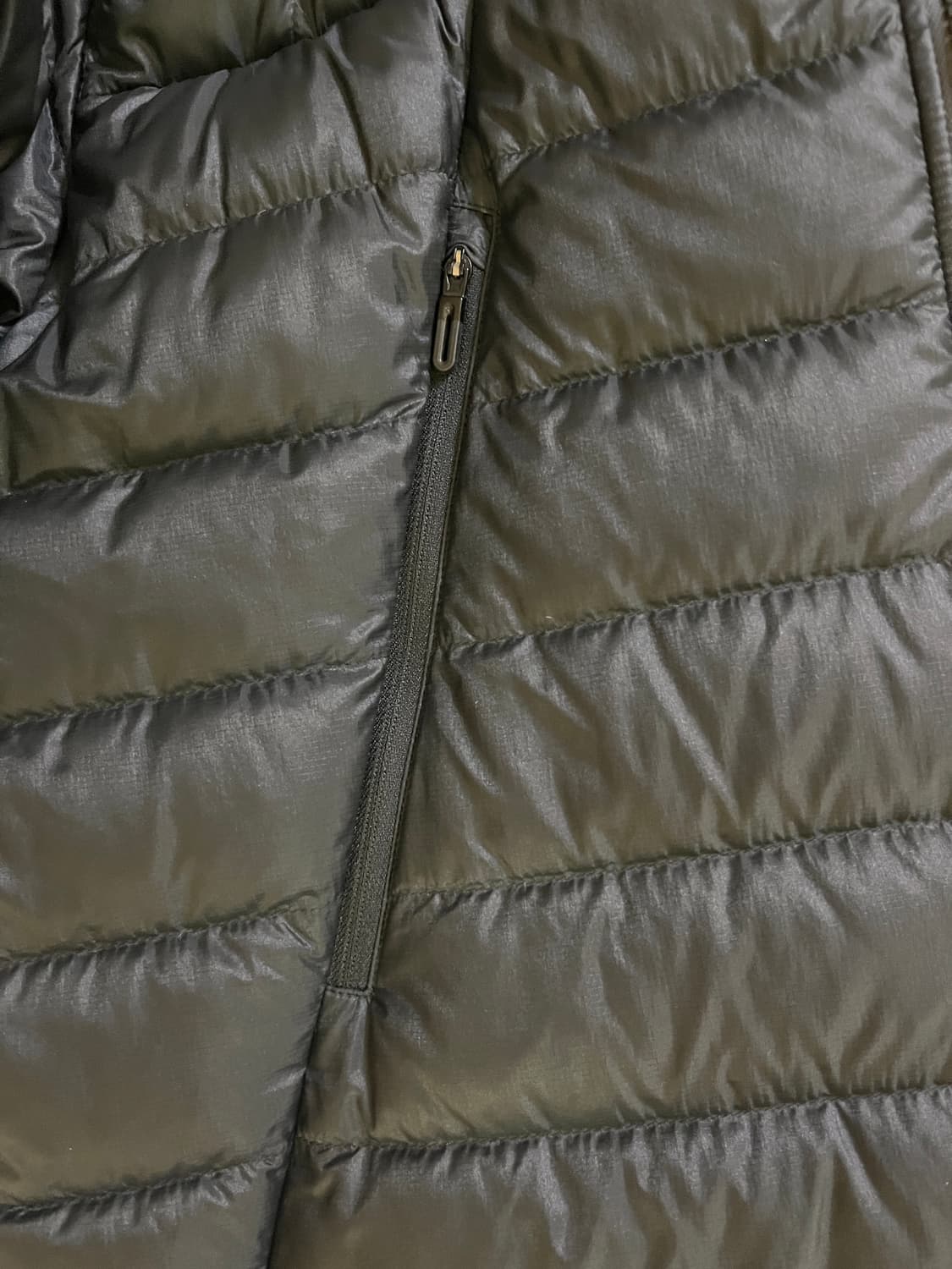 데상트 얼터레인 x JJJ자운드 다운 자켓 블랙 차콜 사이즈 L 판매 상품이미지9