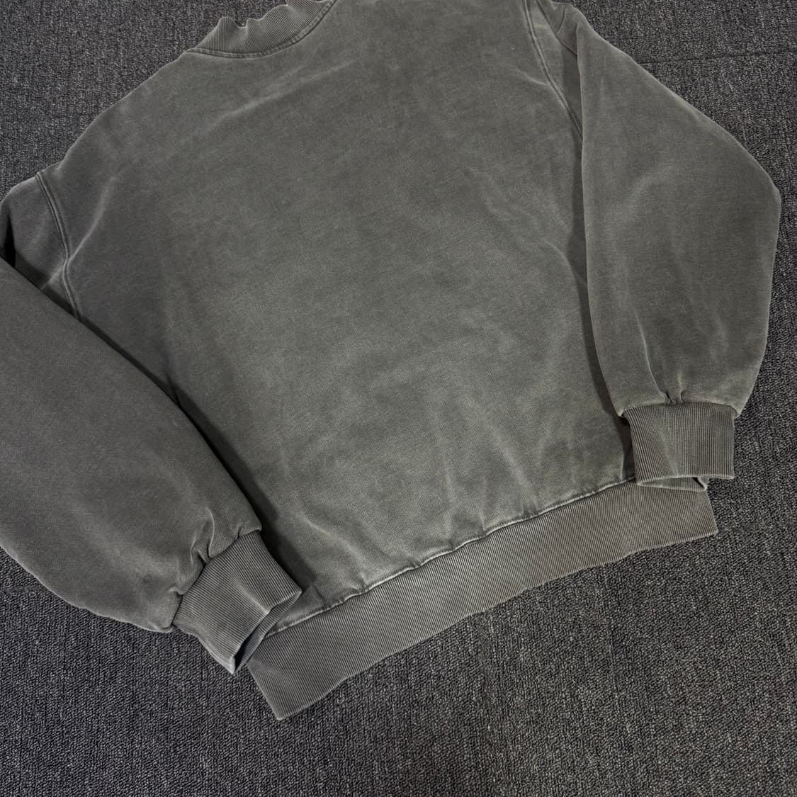 칼하트 WIP 비스타 스웻 봄버 상품이미지7