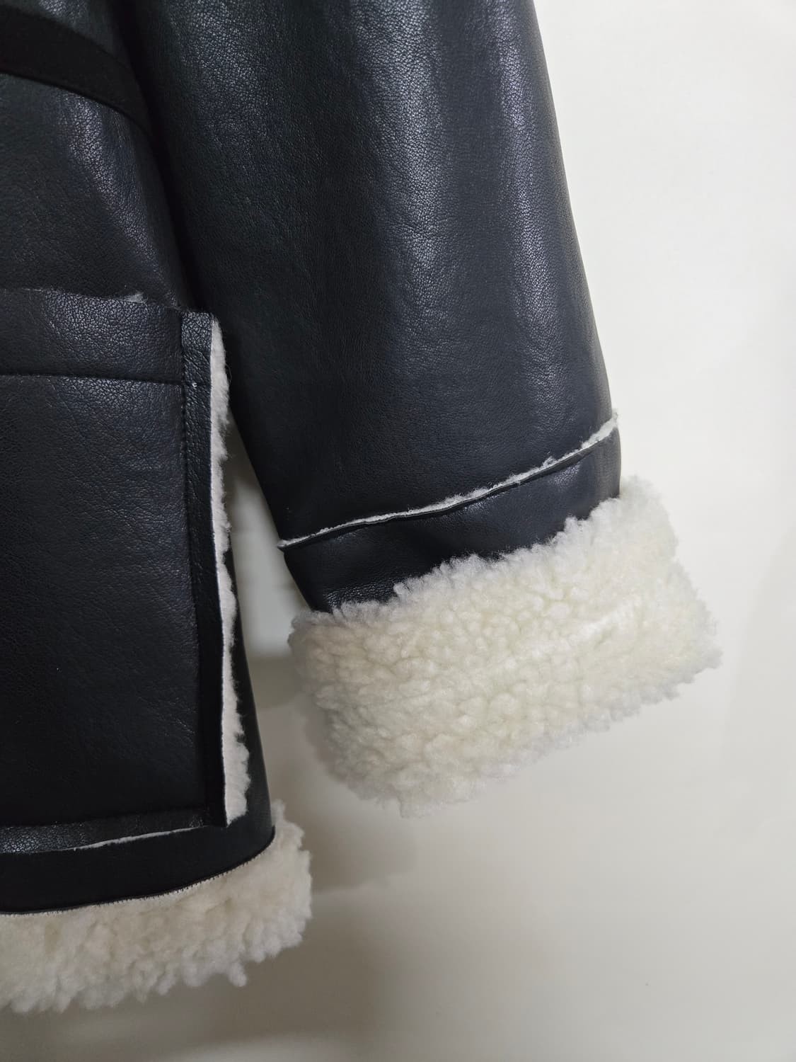 MOIFAIRE 리본 포인트 무스탕 자켓FREE 상품이미지4