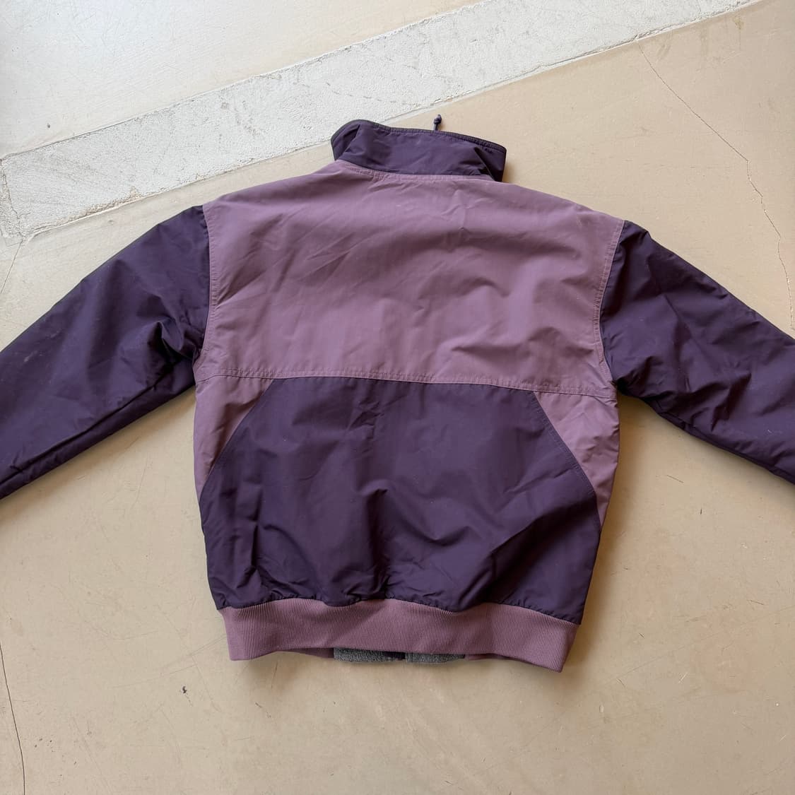 파타고니아 신칠라 쉘드 봄버 자켓 상품이미지5