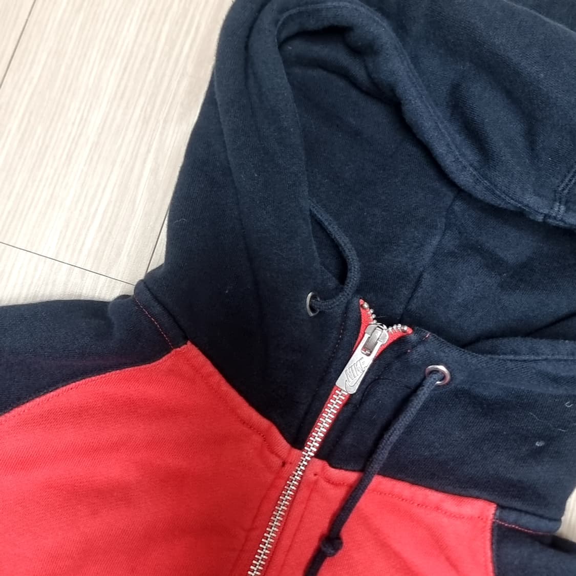 나이키 후드집업 블랙/레드 배색(s) 상품이미지3