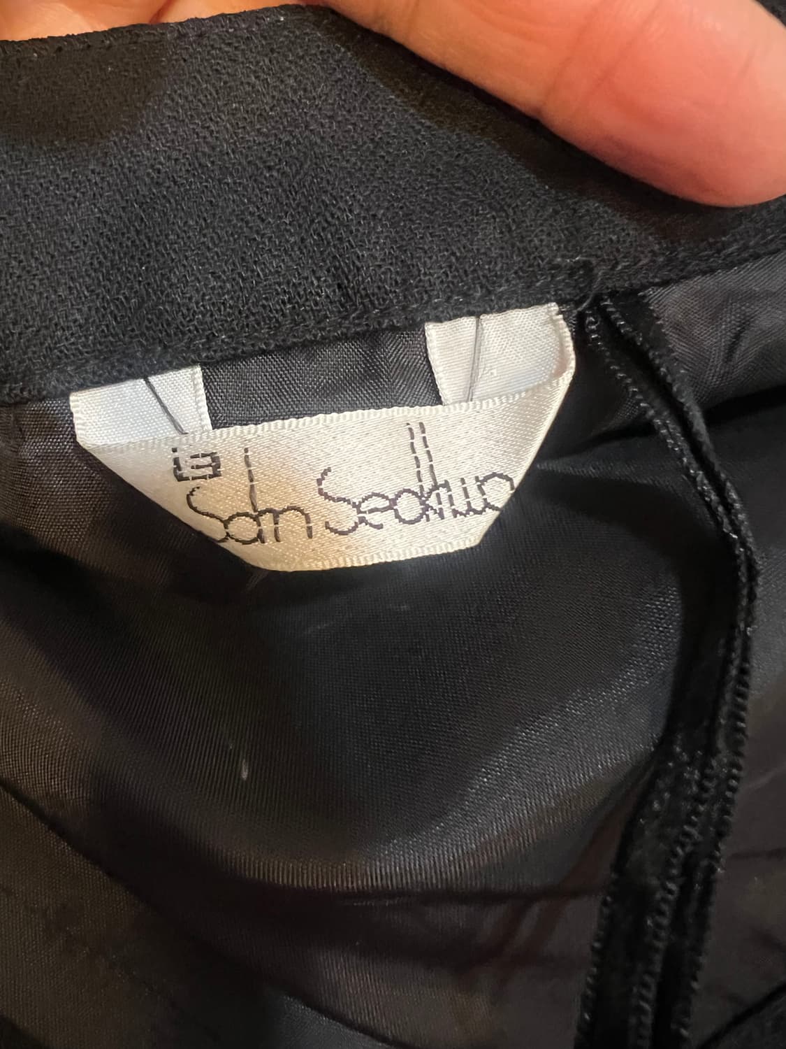 손석화 디자이너 부티크 여성 블랙 플리츠스커트 미디스커트  상품이미지9