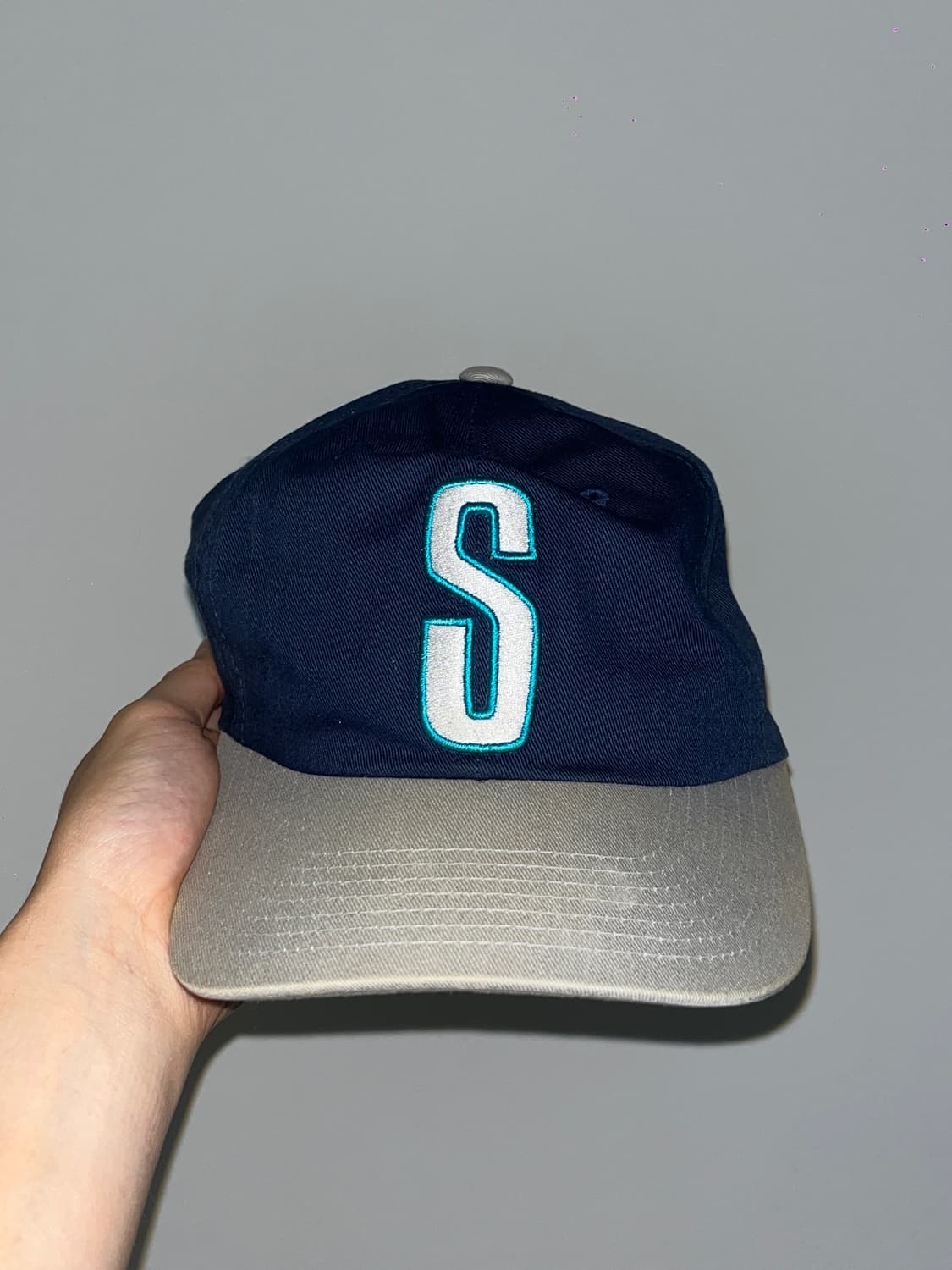 stussy  올드 스투시 투톤 로고 스냅백  상품이미지3