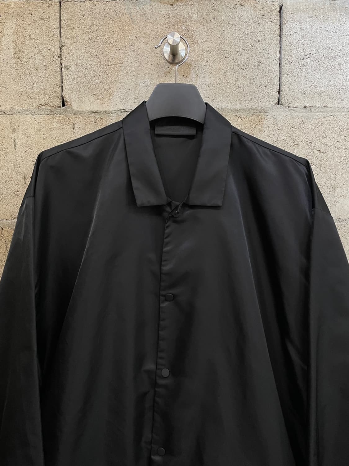 피어오브갓 에센셜 나일론 코치 자켓 상품이미지3