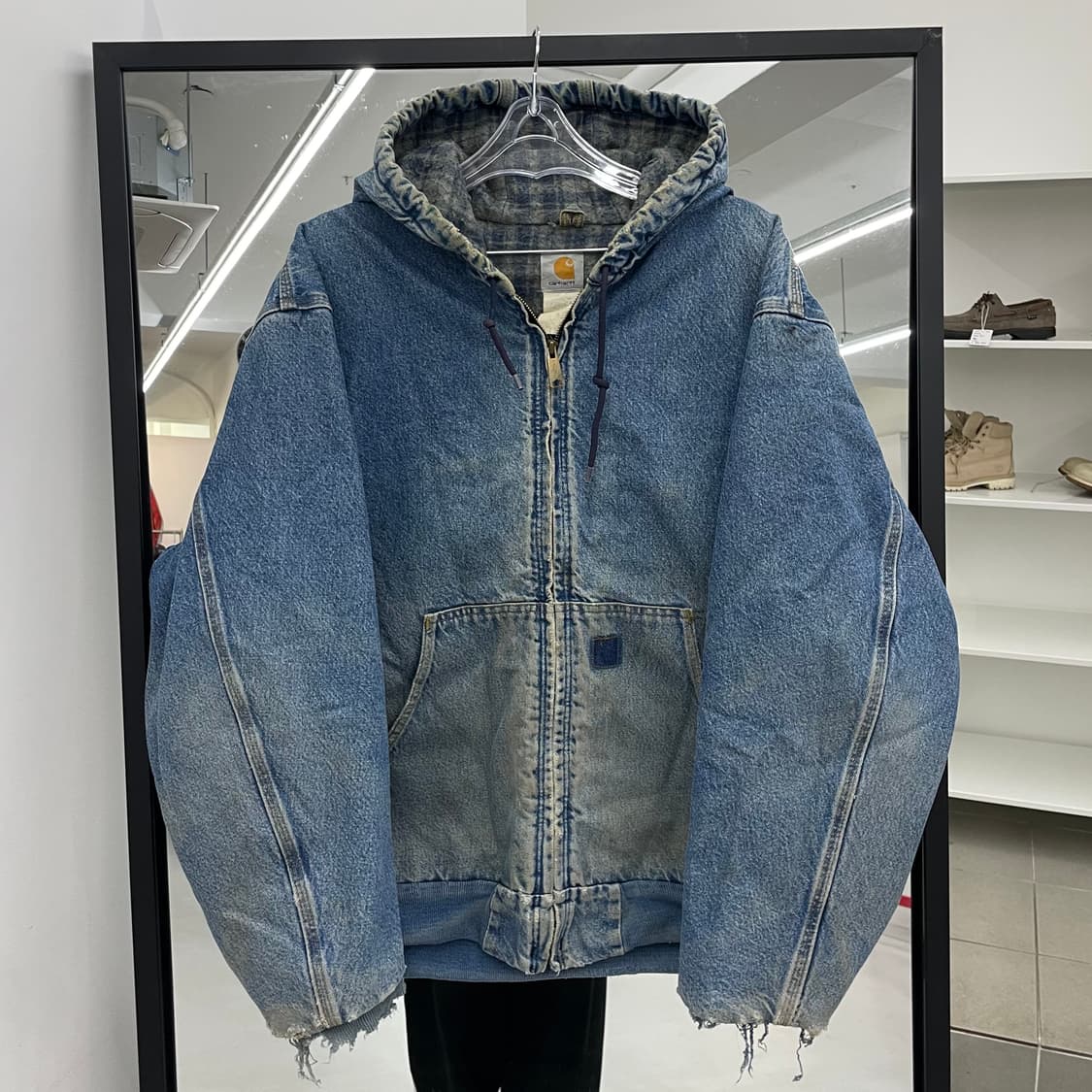 칼하트 OG J39 dst 디스트레스드 데님 액티브 워크자켓  상품이미지2