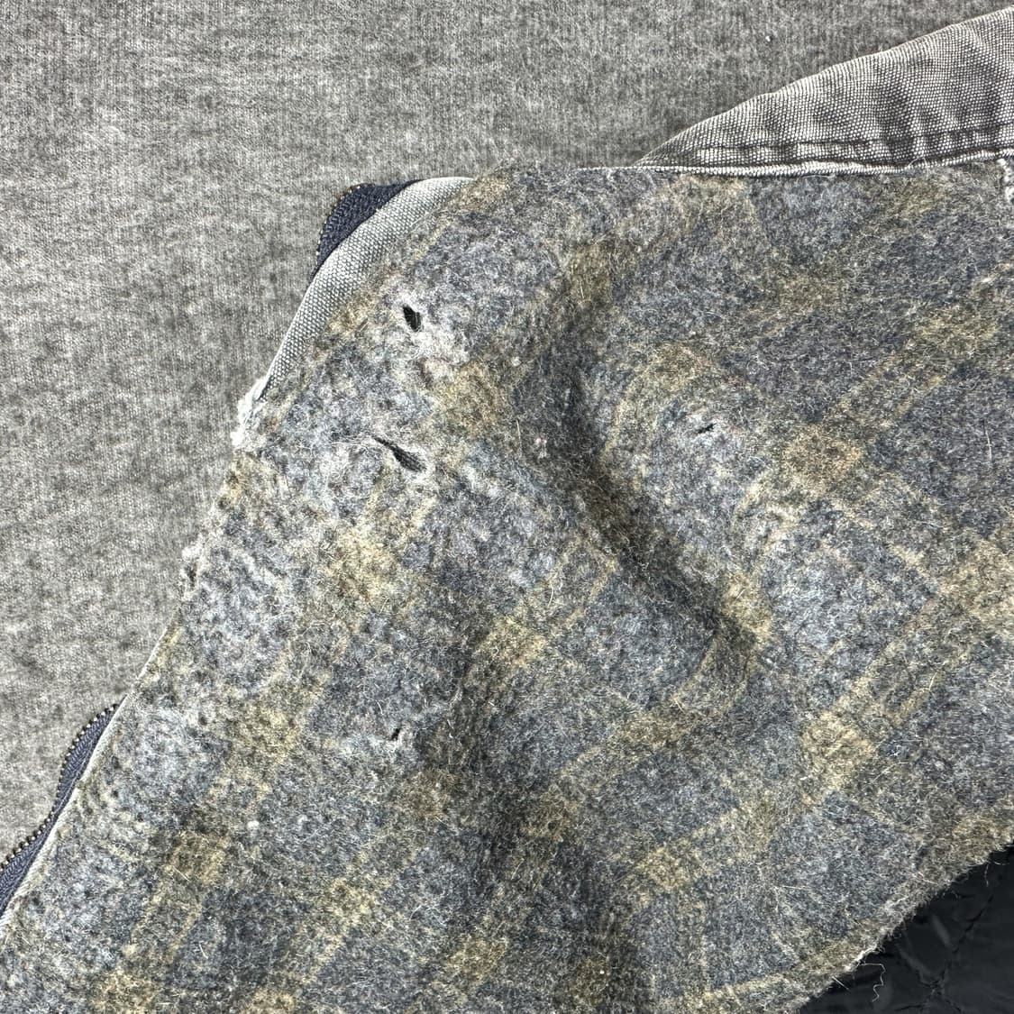 칼하트 J97 디트로이트 바운더리 라인 펜스 컴퍼니 커스텀 자켓 PTL 상품이미지9