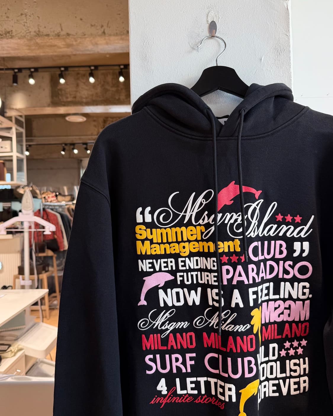 msgm 블랙 그래픽과 로고 프린팅 후디  상품이미지4
