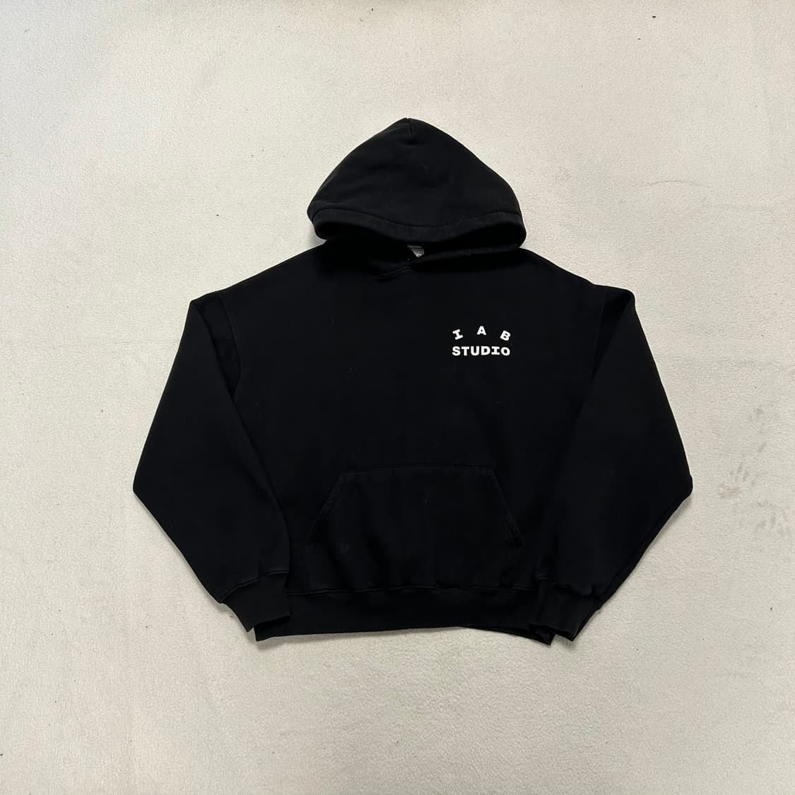 IAB Studio Black Hoodie 상품이미지4