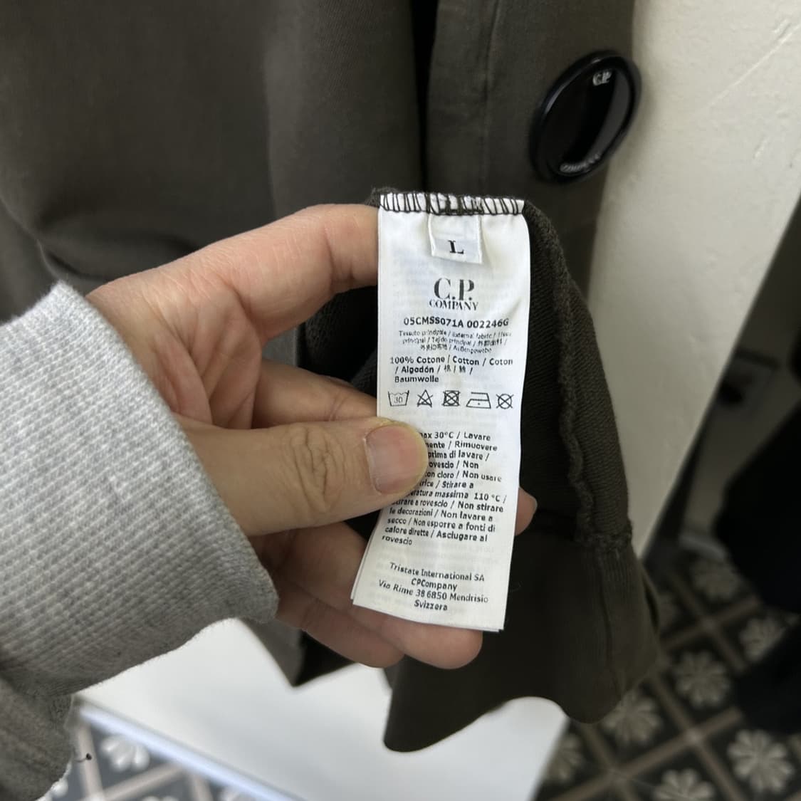 15852 - C.P 컴퍼니 차콜 렌즈 맨투맨 상품이미지5