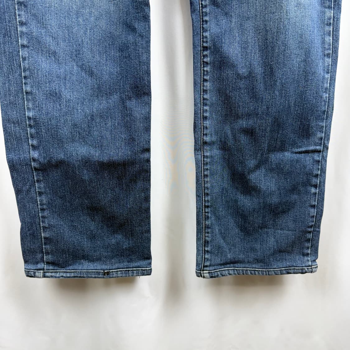 (81) 게스 스트레이트핏 중청 데님 팬츠 상품이미지3