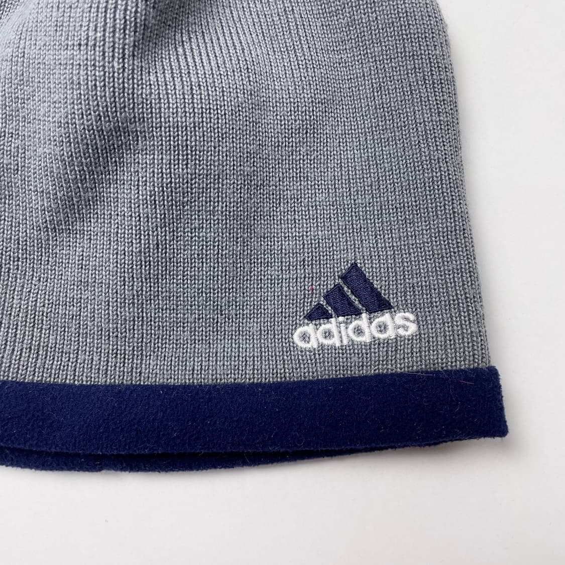 [중고] 아디다스 올드스쿨 회색/네이비 비니 모자 상품이미지2