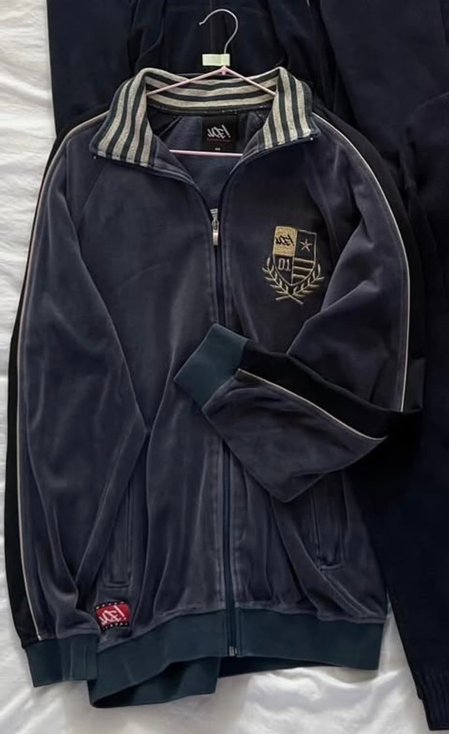 (구매) 마자플라바 Y2K 벨벳 져지 집업 구합니다 상품이미지2