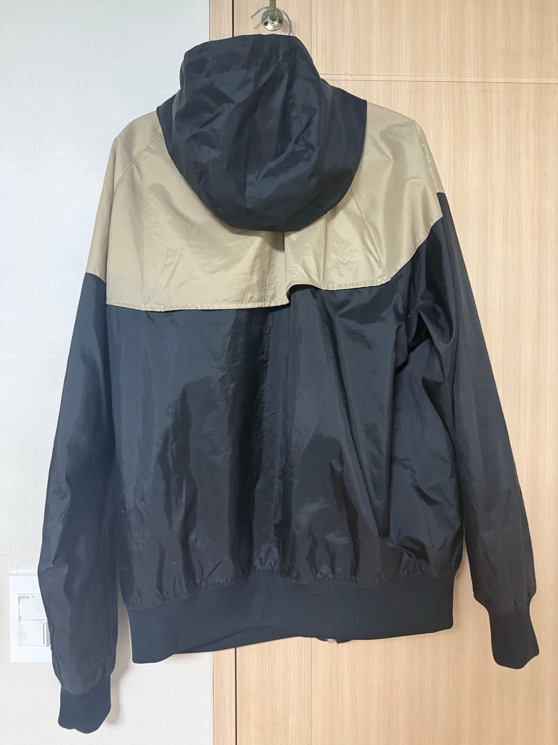 나이키 윈드러너 후드 자켓 블랙 카키 M 상품이미지3