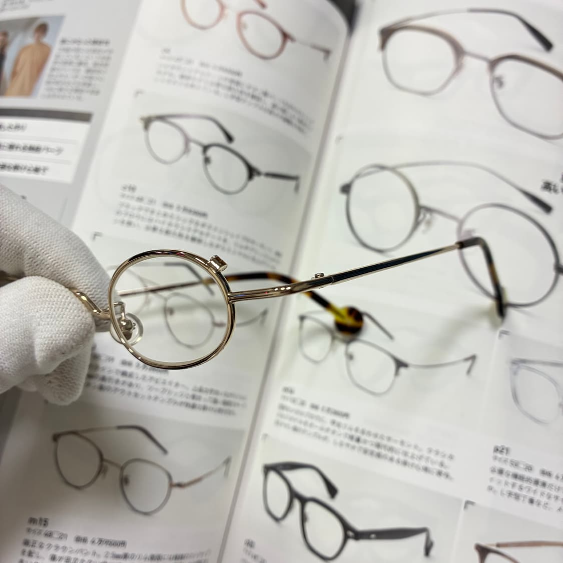 l.a. EYEWORKS 엘에이 아이웍스 골드 티타늄 원형 안경 상품이미지3