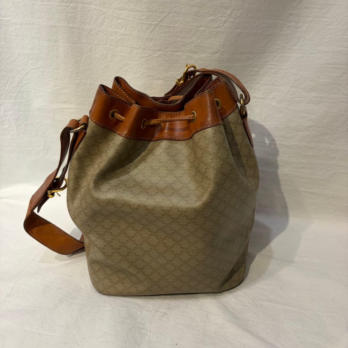 셀린느 마카담 버킷백 복조리백 가방 상품이미지4