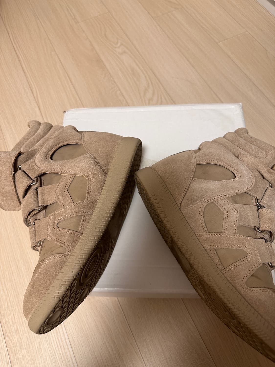 이자벨마랑st 소가죽 스웨이드 하이탑 스니커즈 상품이미지3