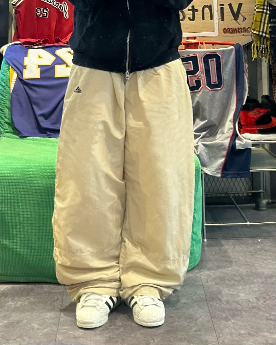 Adidas beige nylon track pants 상품이미지1